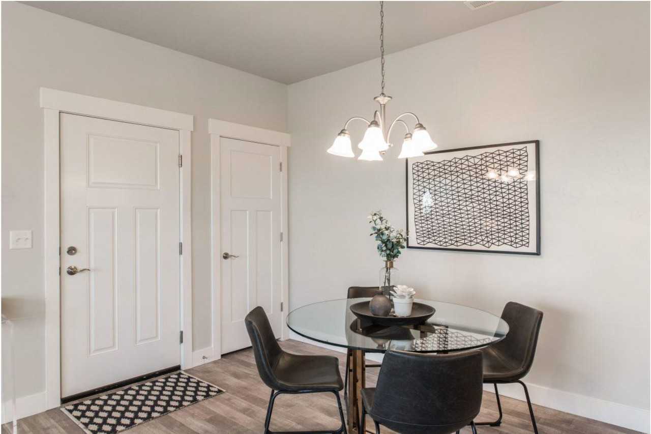 1813 W Newcastle Ln #C203 - Photo 7 of 20