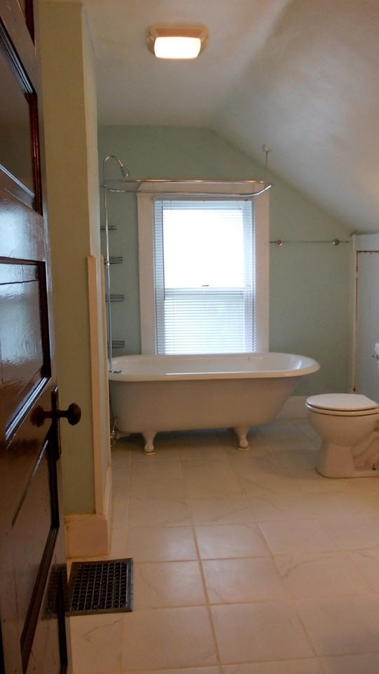 2312 E 12th St - Photo 7 of 16