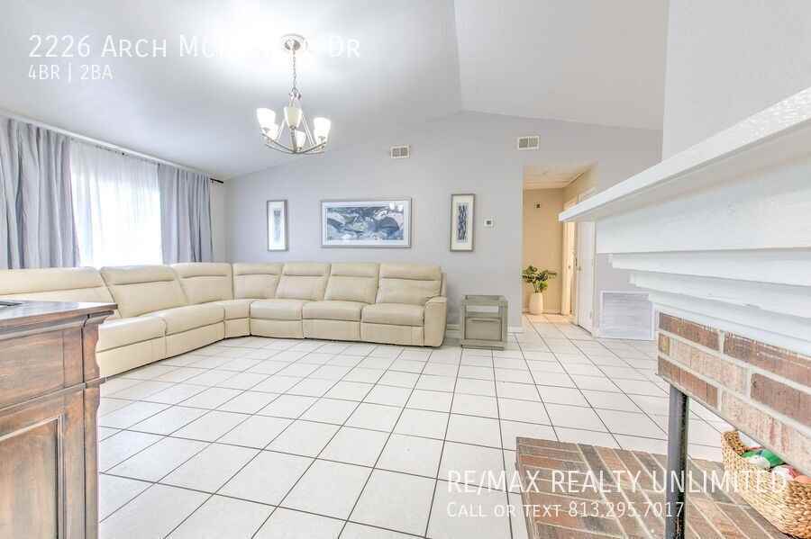 2226 Arch Mcdonald Dr - Photo 3 of 37