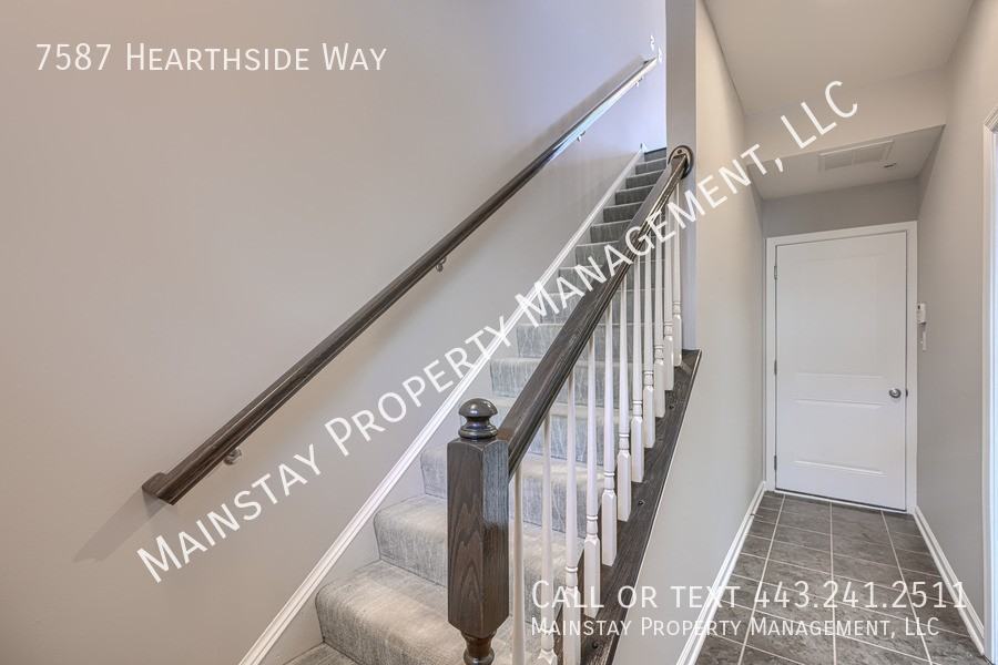 7587 Hearthside Way - Photo 4 of 24