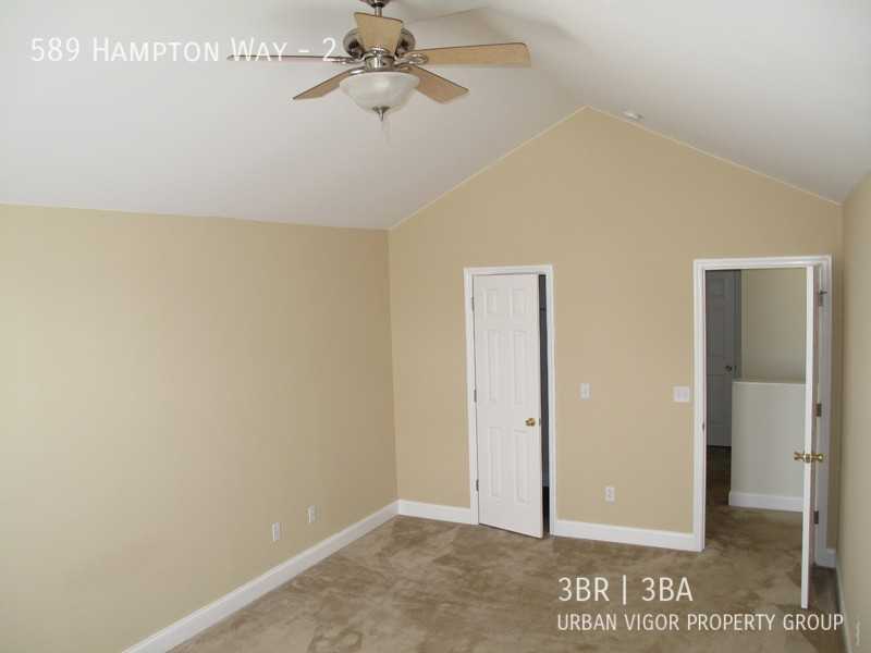 589 Hampton Way #2 - Photo 4 of 15