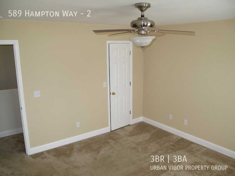 589 Hampton Way #2 - Photo 6 of 15