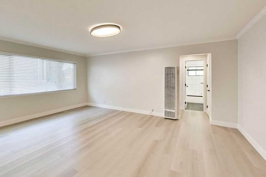 1265 Oak Grove Ave #05 - Photo 2 of 8