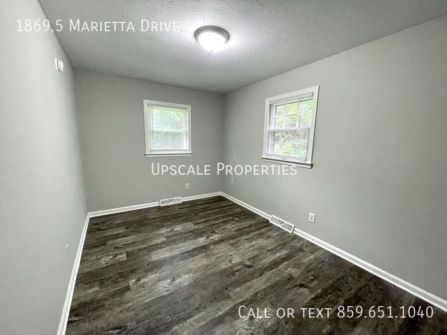 MARIETTA & - Photo 6 of 9