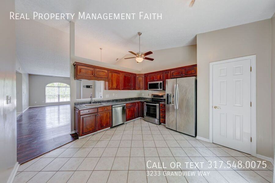 3233 Grandview Way - Photo 7 of 30