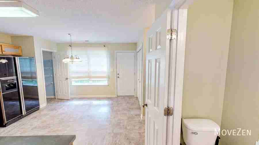 8926 Comstock Ct - Photo 7 of 26