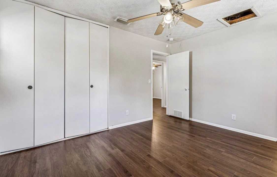 2634 Hugh Edwards Dr #NA - Photo 5 of 15