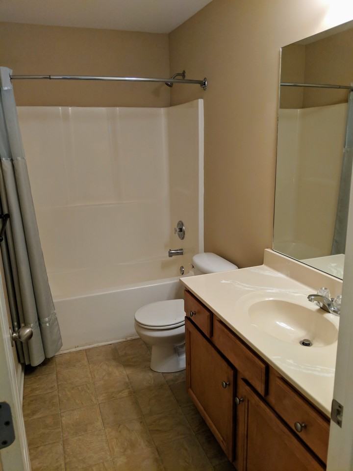 144 Hood Park Dr #NA - Photo 4 of 15