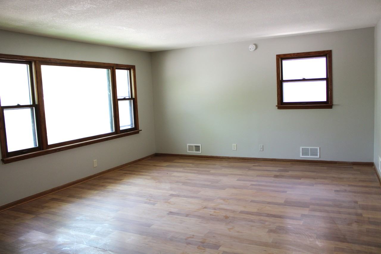 747 Tuscarora Ave #1 - Photo 2 of 6