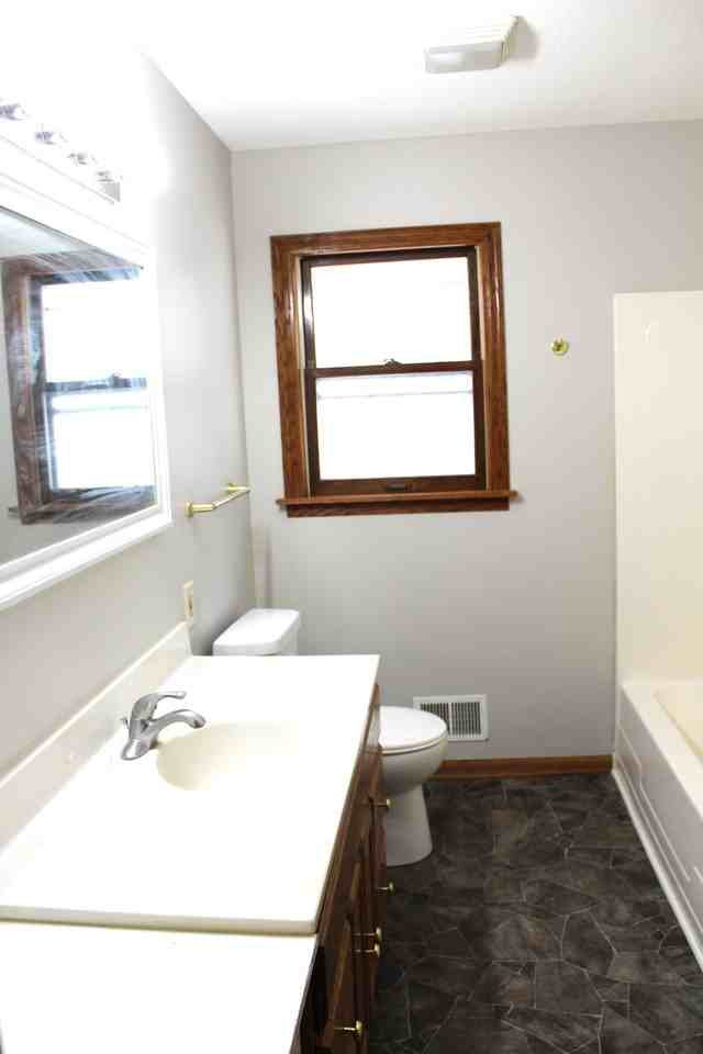 747 Tuscarora Ave #1 - Photo 5 of 6