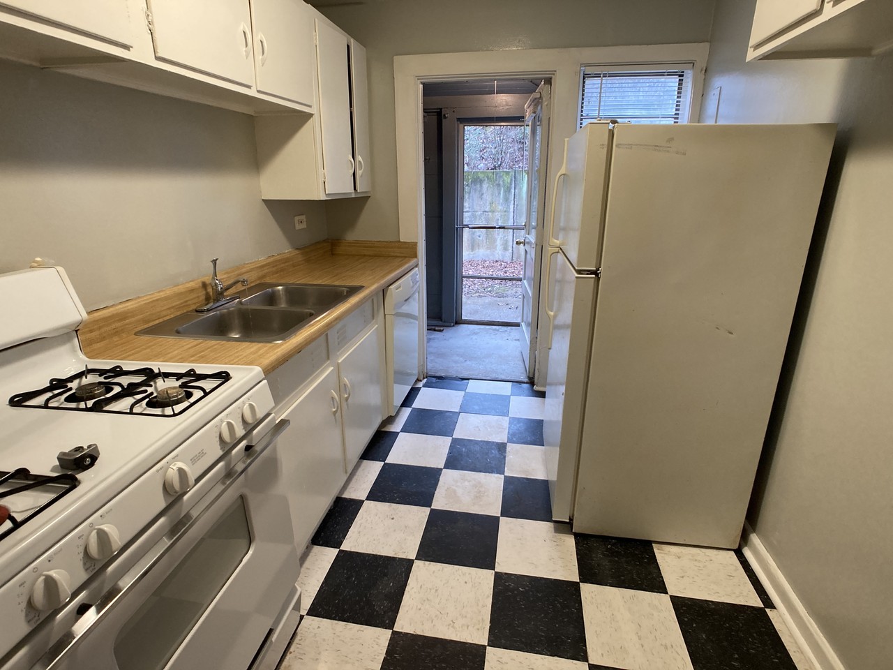 1640 Valley Ave #H - Photo 2 of 21
