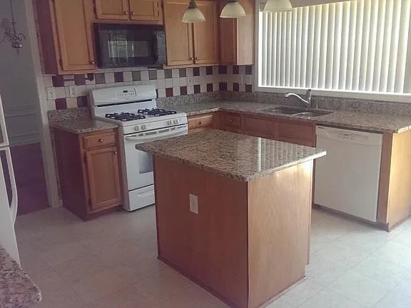 11730 Carriage Park Ln #NA - Photo 4 of 9