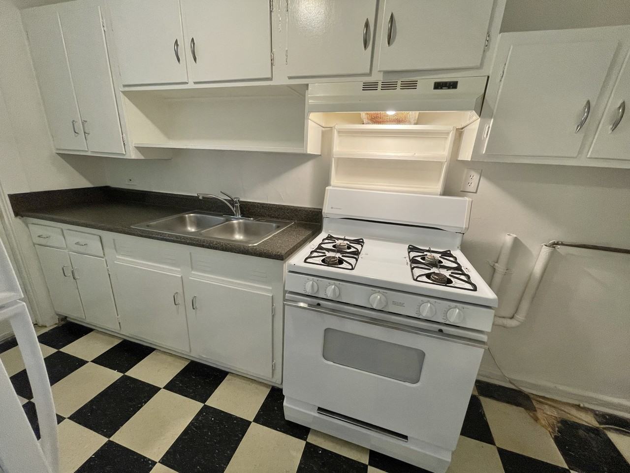 1651 Valley Ave #B - Photo 7 of 17