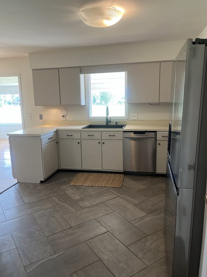 689 Cedar Pt #NA - Photo 7 of 25
