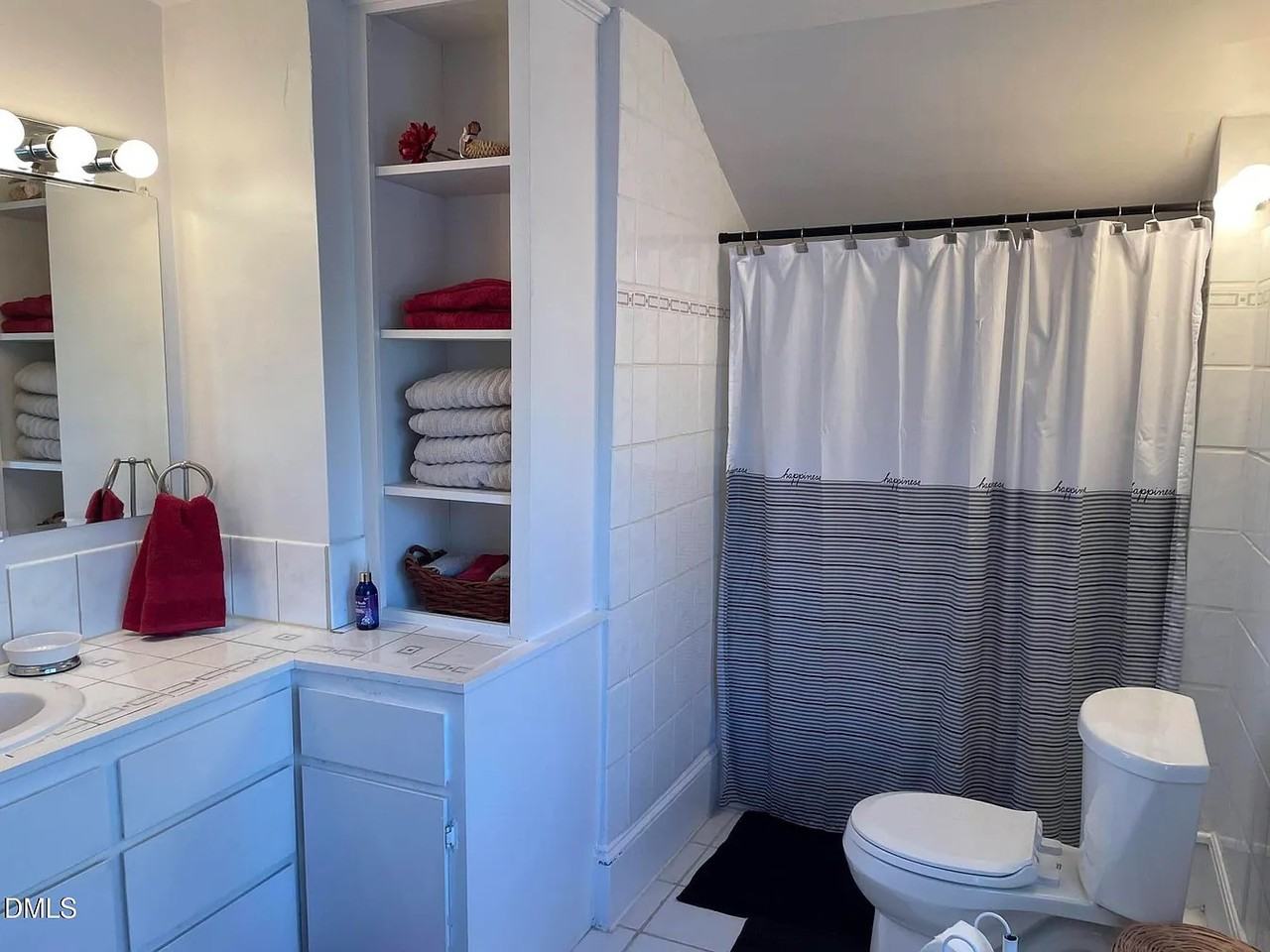 318 W Franklin St #NA - Photo 6 of 9