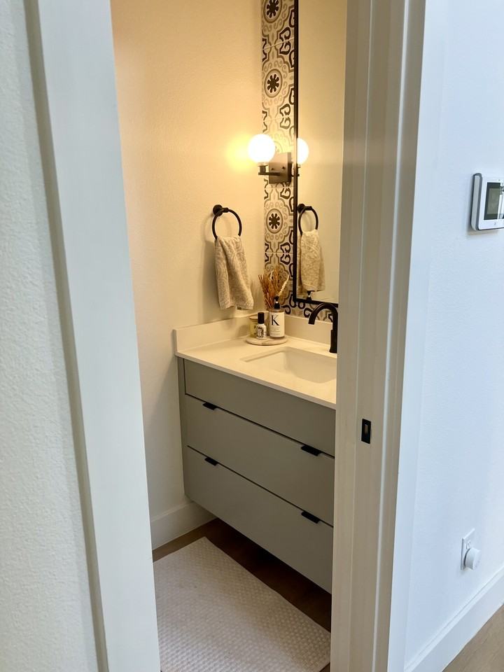 2407 Crossman Ave #NA - Photo 6 of 22