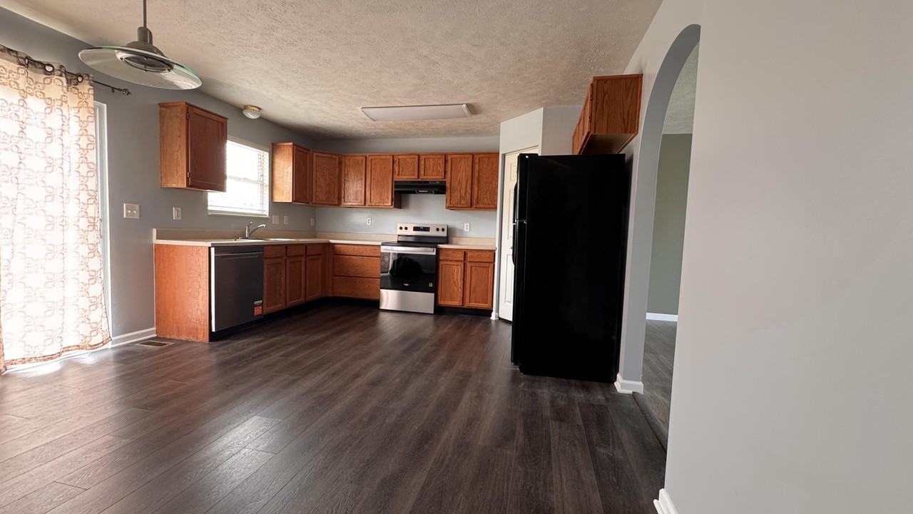 748 Freedom Dr #748 - Photo 4 of 19