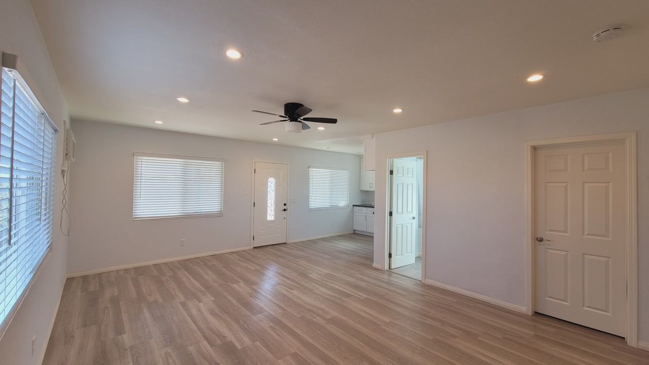 25920 Del Sol Rd #NA - Photo 7 of 9