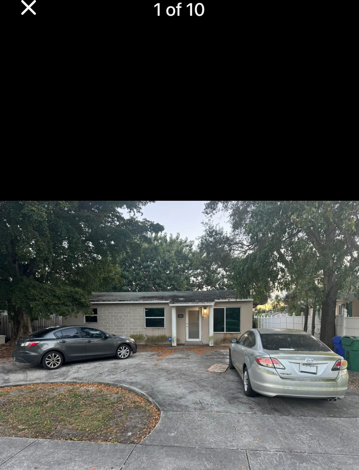 4172 Sw 23rd St #NA - Photo 3 of 10