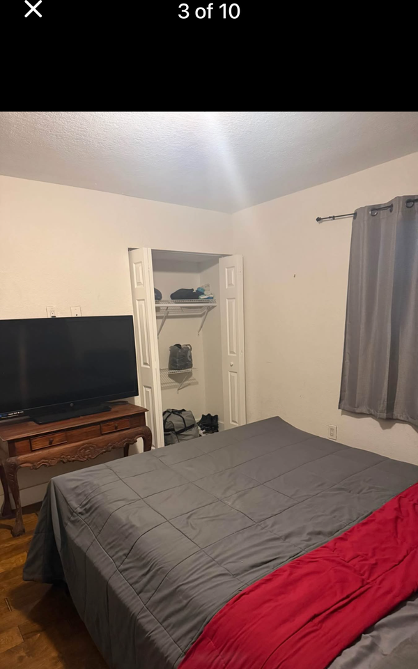 4172 Sw 23rd St #NA - Photo 5 of 10