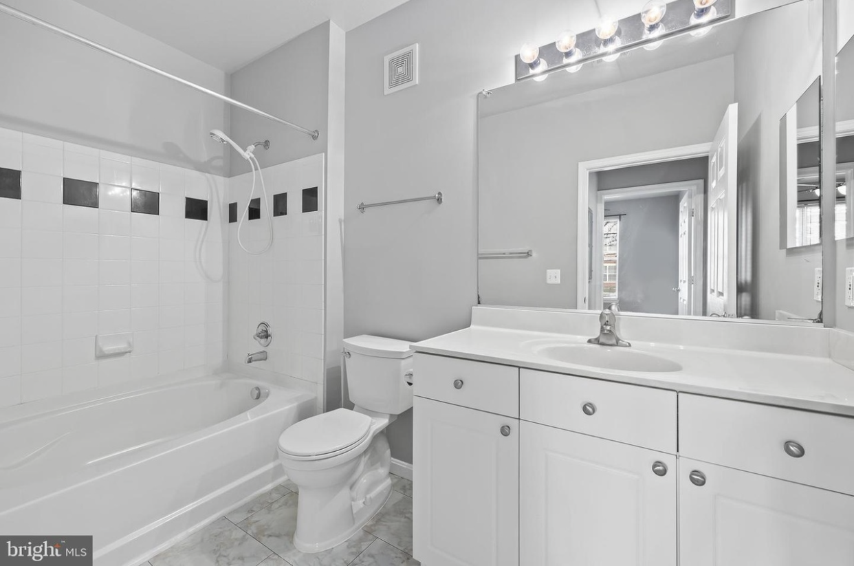 11305 Aristotle Dr #205 - Photo 3 of 14