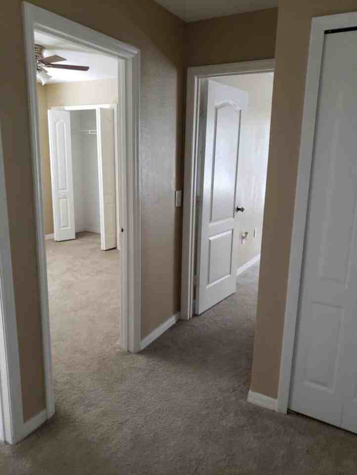 4011 Pemberly Pines Cir - Photo 4 of 9