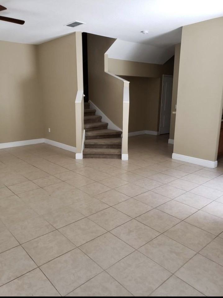 4011 Pemberly Pines Cir - Photo 5 of 9