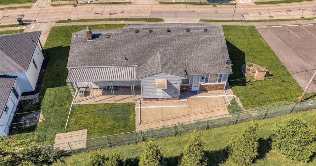 2129 Silverdale Ave #NA - Photo 2 of 26