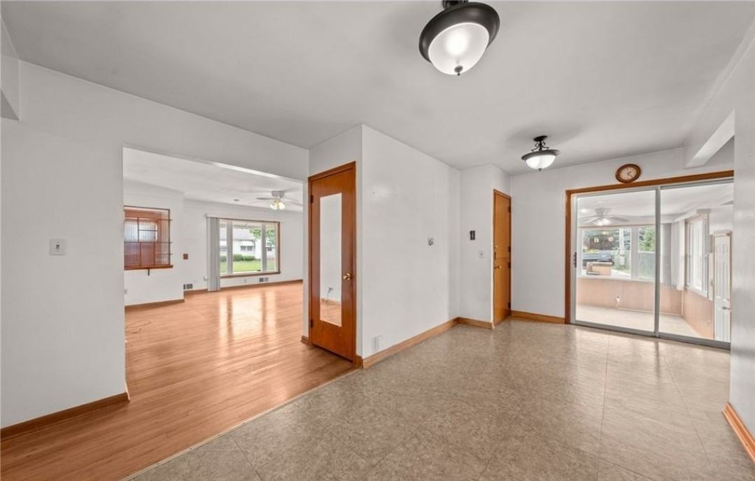 2129 Silverdale Ave #NA - Photo 5 of 26