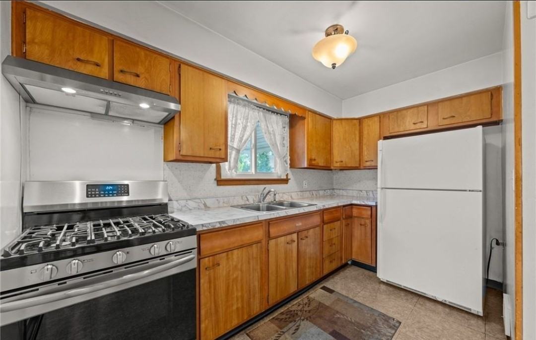 2129 Silverdale Ave #NA - Photo 7 of 26