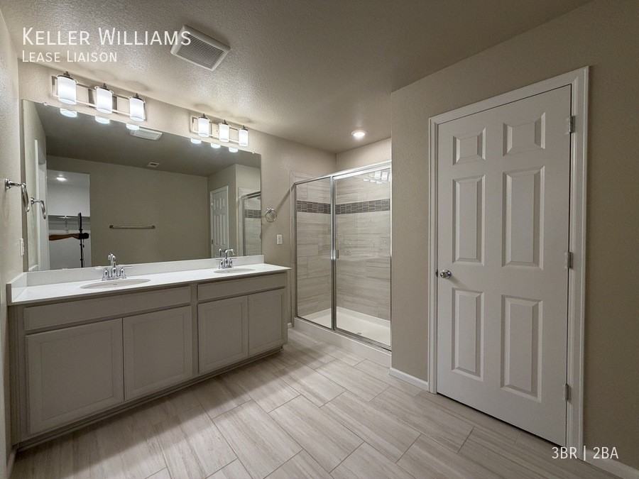 915 Alpine Aven St - Photo 2 of 20