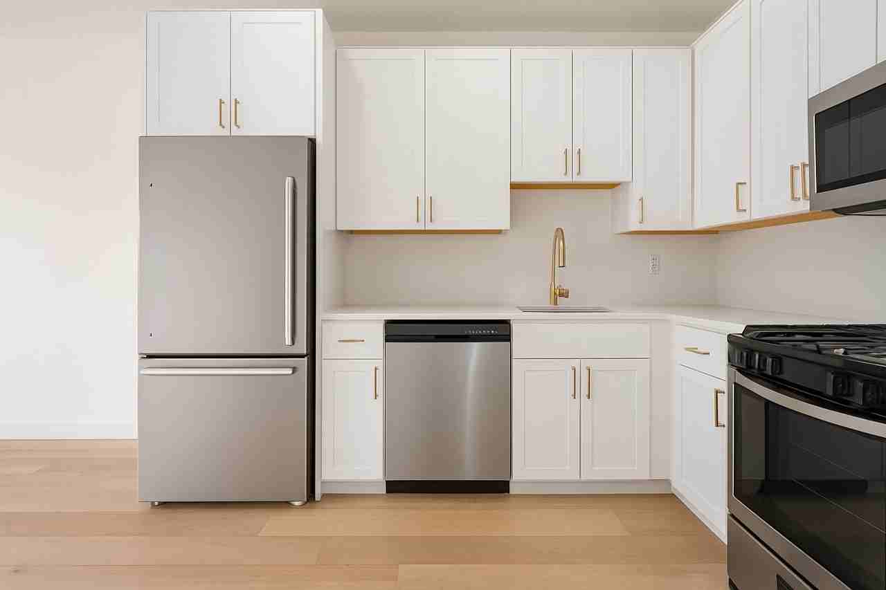 2100 Post St #12 - Photo 2 of 13