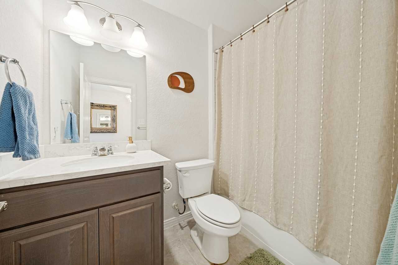 2037 Egret Ave #NA - Photo 5 of 26