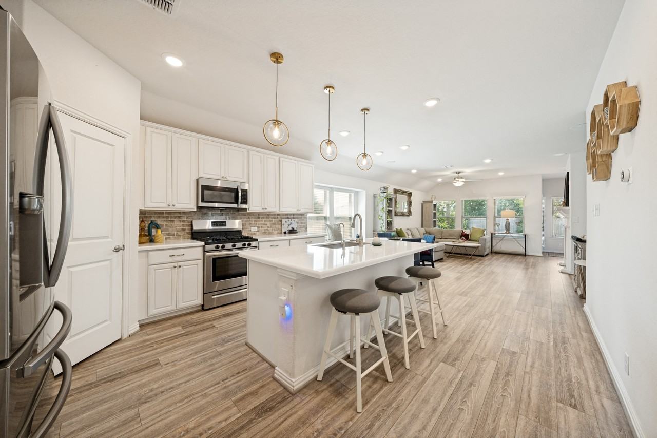 2037 Egret Ave #NA - Photo 7 of 26