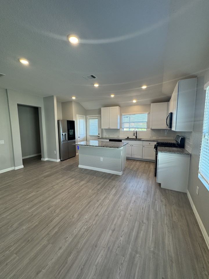 12026 Links Pkwy #NA - Photo 3 of 13