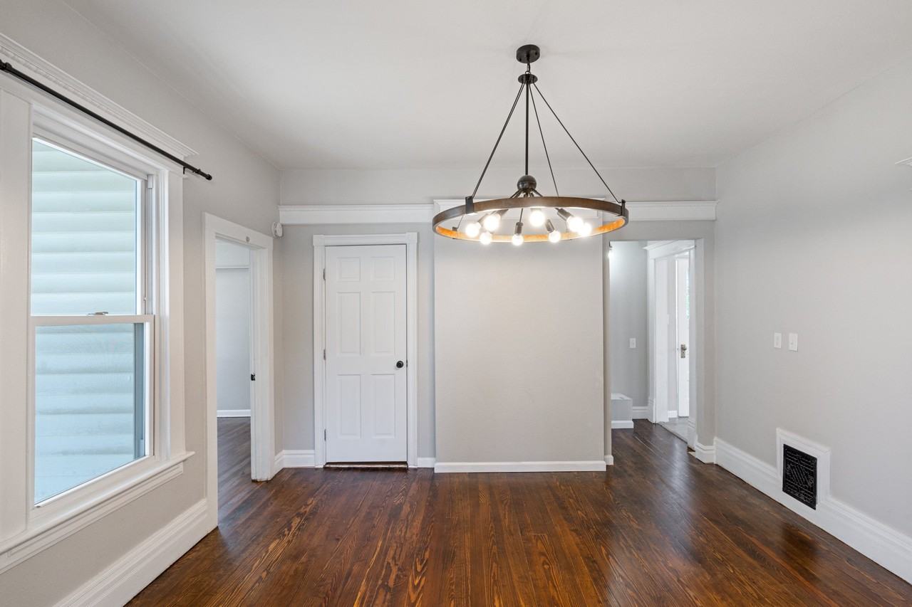 1230 Glen Ave - Photo 7 of 37