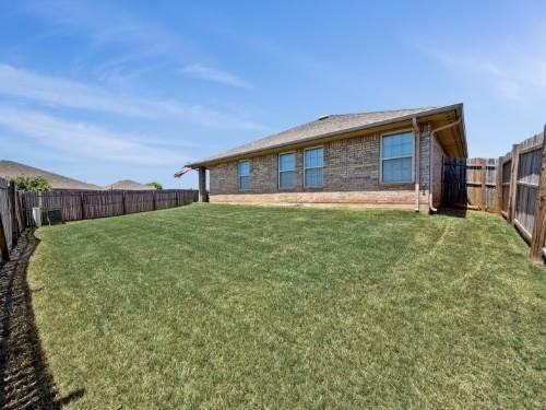 3902 Wiltshire Dr #NA - Photo 3 of 21