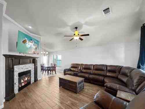 3902 Wiltshire Dr #NA - Photo 5 of 21