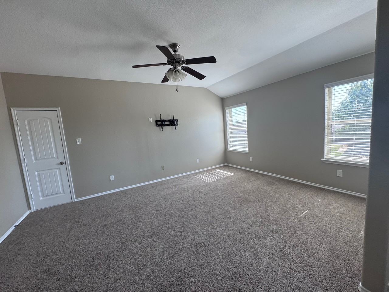 5600 Stockport Dr #NA - Photo 5 of 11