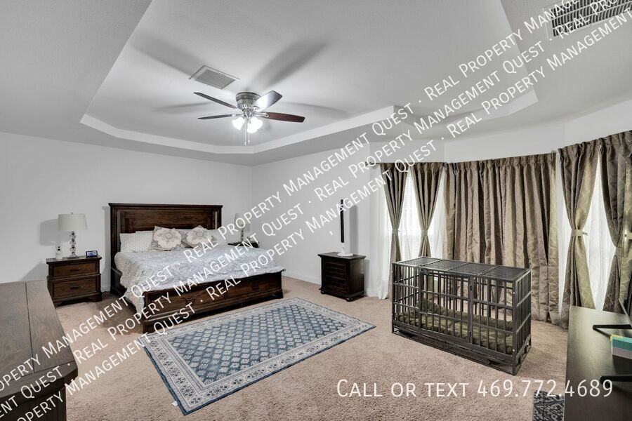 1767 Shumard St - Photo 6 of 28