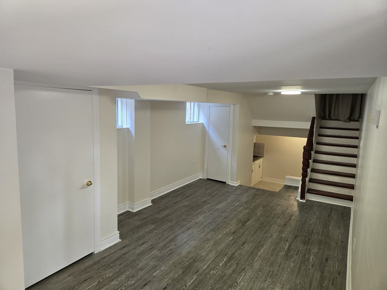 57 Mentor Boulevard - Photo 2 of 9