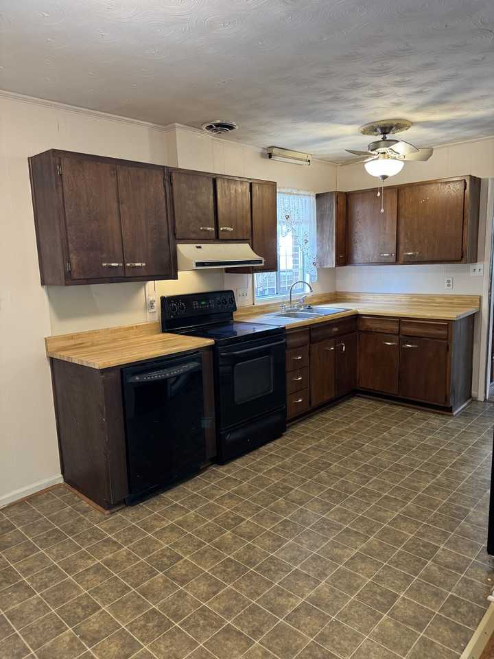 230 Foster St #NA - Photo 6 of 21