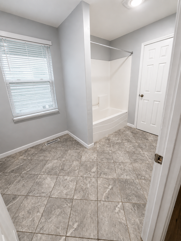2092 Garfield Ave - Photo 7 of 15