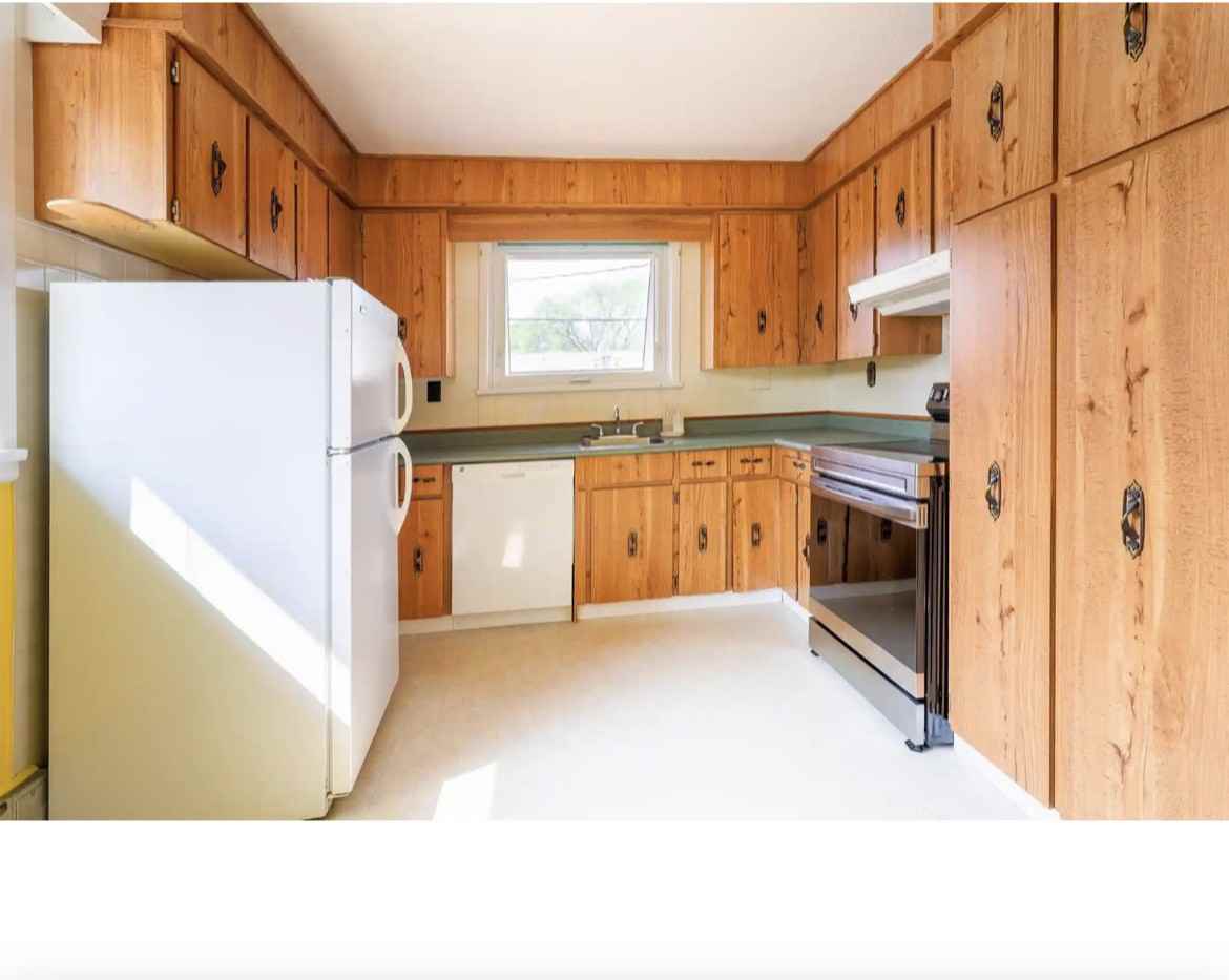433 Regent Ave W - Photo 6 of 25