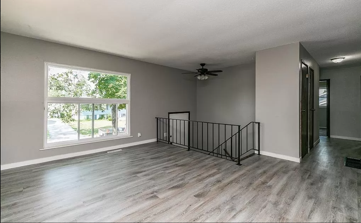 6812 Inwood Ln Ne #NA - Photo 3 of 11