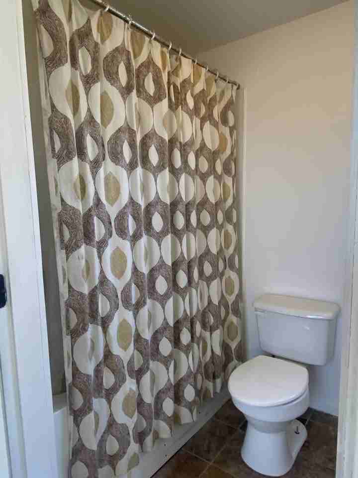 515 20th St #NA - Photo 5 of 17