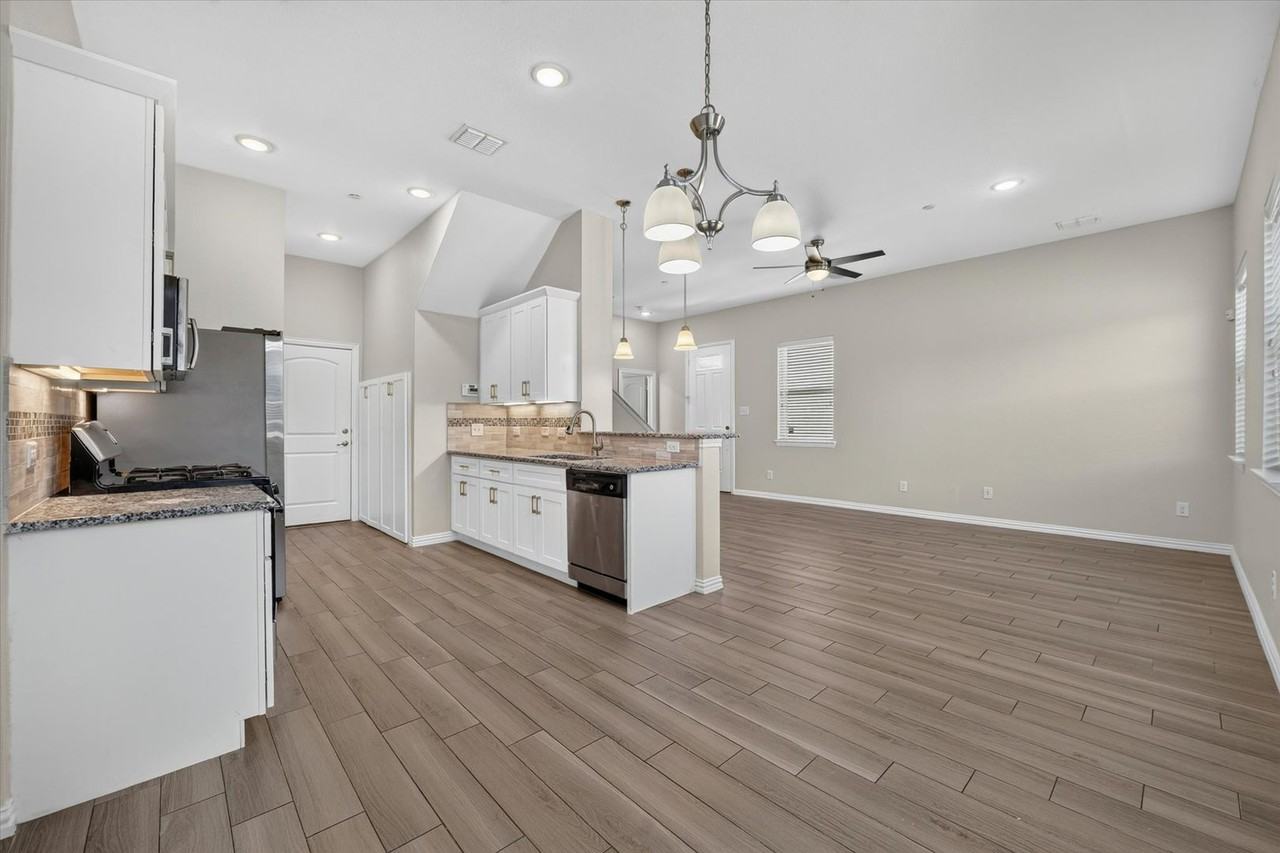 1912 Bethlehem St - Photo 5 of 29