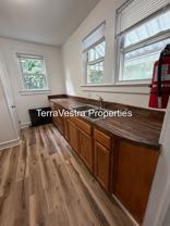 424 W Broad Street - Photo 1 of 1