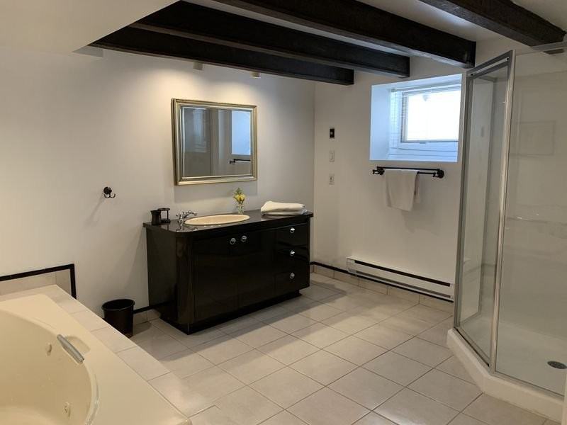 98 Glebe Ave - Photo 4 of 4