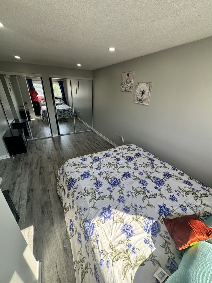 15 Heatherside Crt - Photo 4 of 4